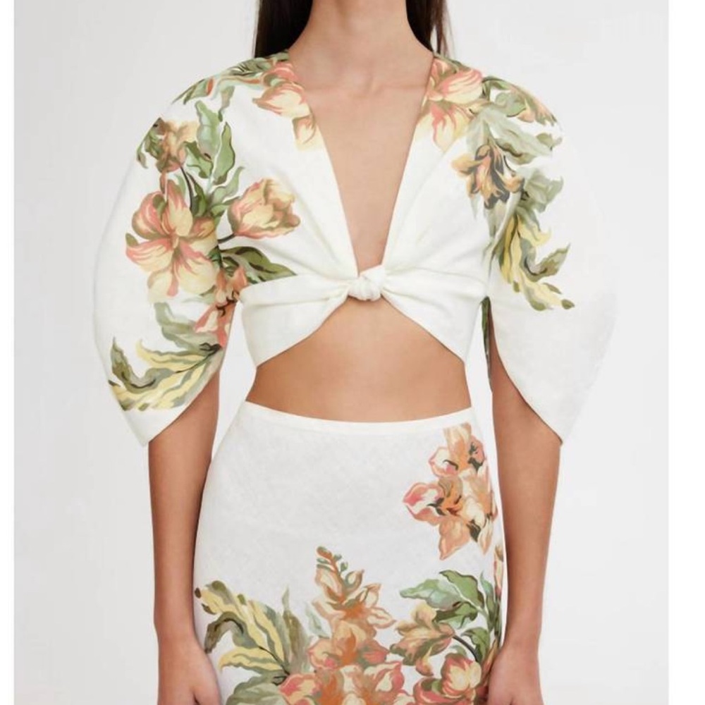 Floral Knot-Front Crop Top